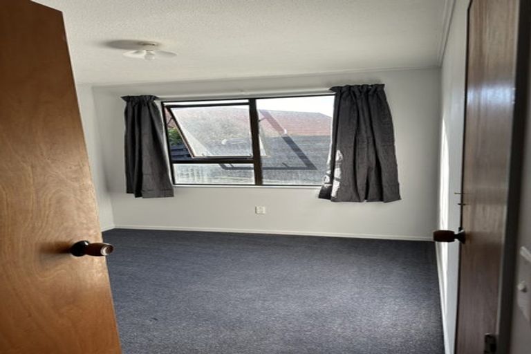 Photo of property in 292 Mitchell Street, Brooklyn, Wellington, 6021