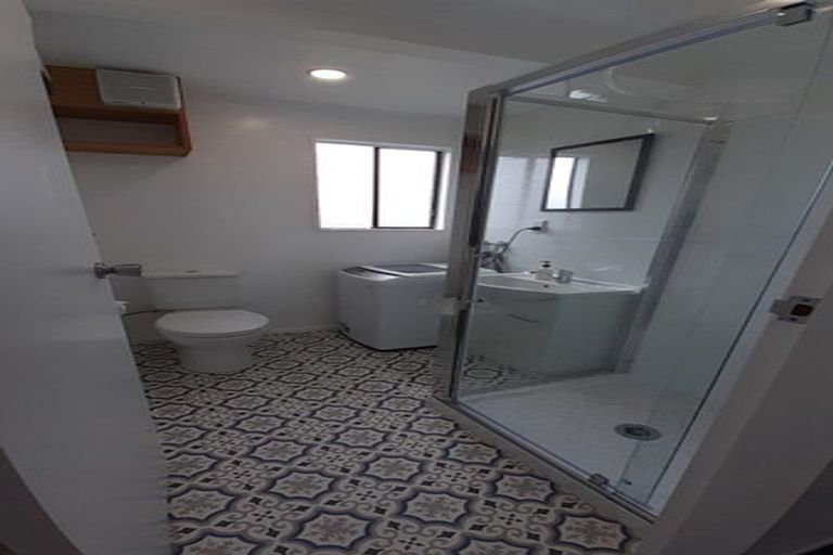 Photo of property in 13 Tanera Crescent, Brooklyn, Wellington, 6021