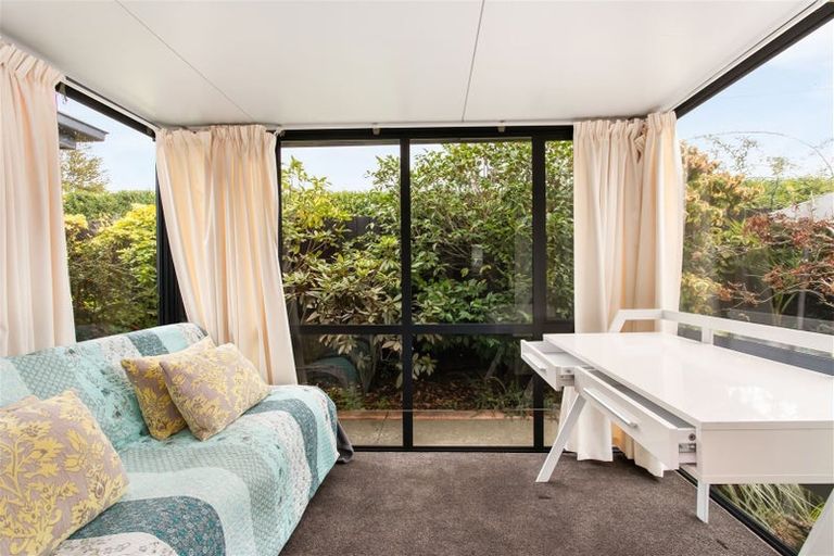 Photo of property in 14 Sawyers Arms Road, Northcote, Christchurch, 8052