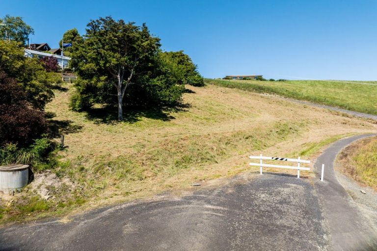 Photo of property in 19 Castle Street, Waihola, Milton, 9073