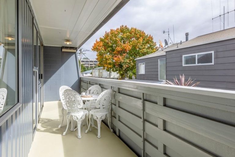 Photo of property in 4/6 Opoia Road, Hamilton East, Hamilton, 3216