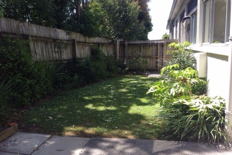 Photo of property in 630 Beach Road, Browns Bay, Auckland, 0630