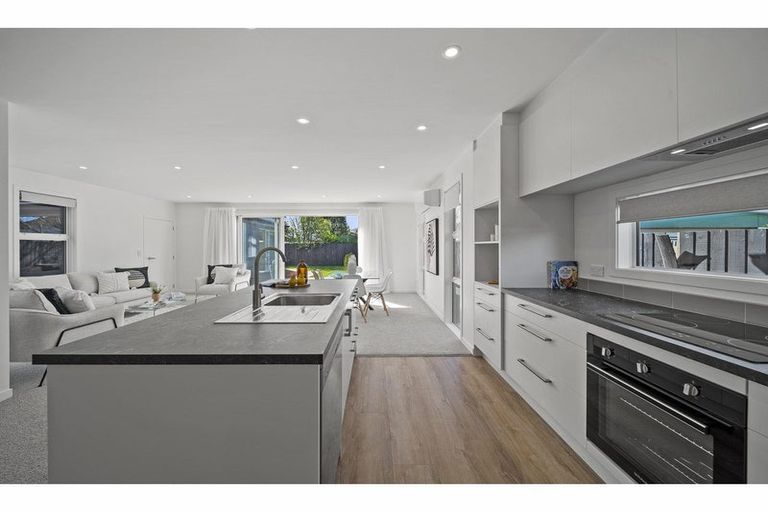 Photo of property in 154 Harewood Road, Papanui, Christchurch, 8053