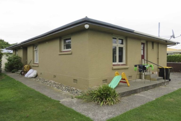 Photo of property in 54 Price Street, Grasmere, Invercargill, 9810