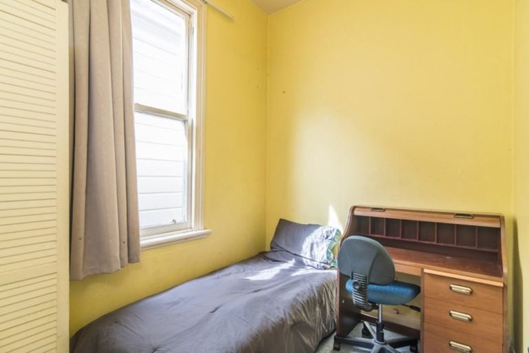 Photo of property in 104 Wallace Street, Mount Cook, Wellington, 6021