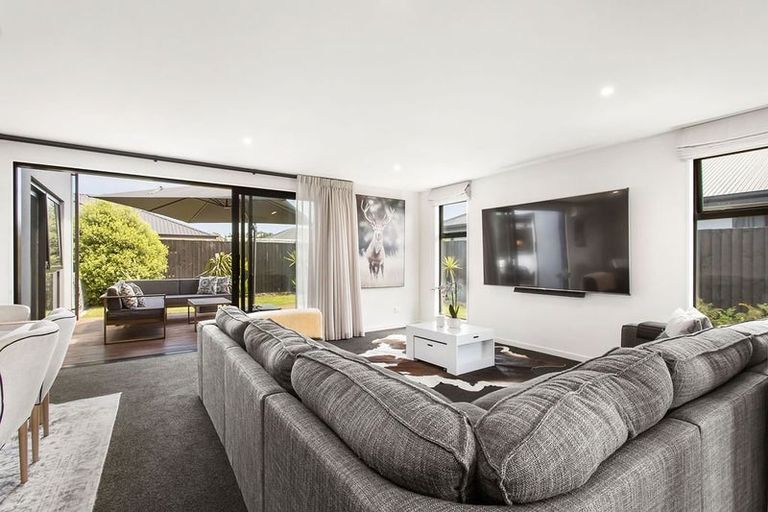 Photo of property in 34 Ellesmere Street, Marshland, Christchurch, 8083