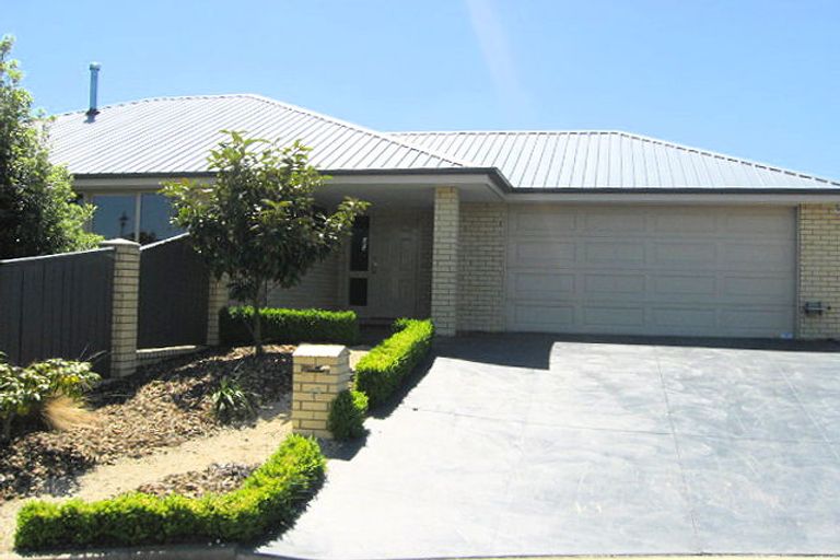 Photo of property in 15 Creedon Glen, Casebrook, Christchurch, 8051