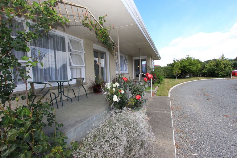 Photo of property in 50 Blicks Road, Renwick, 7204