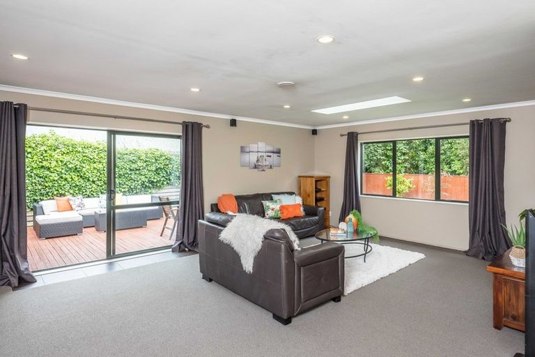 Photo of property in 386b Te Moana Road, Waikanae, 5036