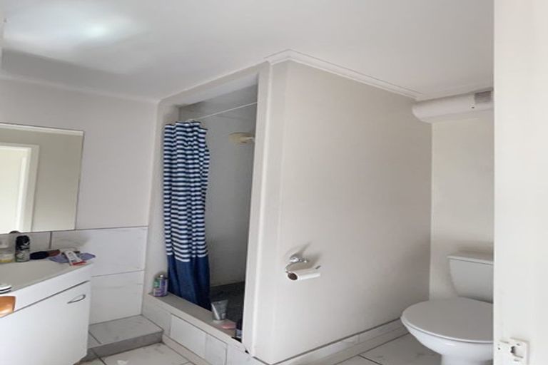 Photo of property in 1/26 Richards Avenue, Forrest Hill, Auckland, 0620