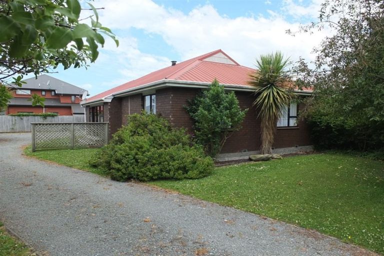 Photo of property in 64 Wainui Street, Riccarton, Christchurch, 8041