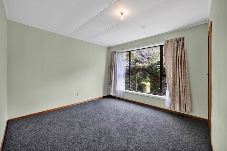 Photo of property in 16 Bridger Place, Eltham, 4322