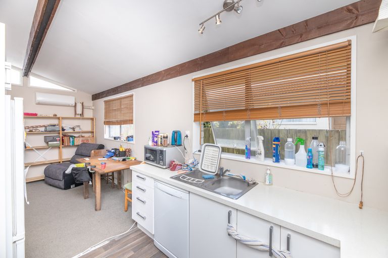 Photo of property in 2/15 Sandra Street, South New Brighton, Christchurch, 8062