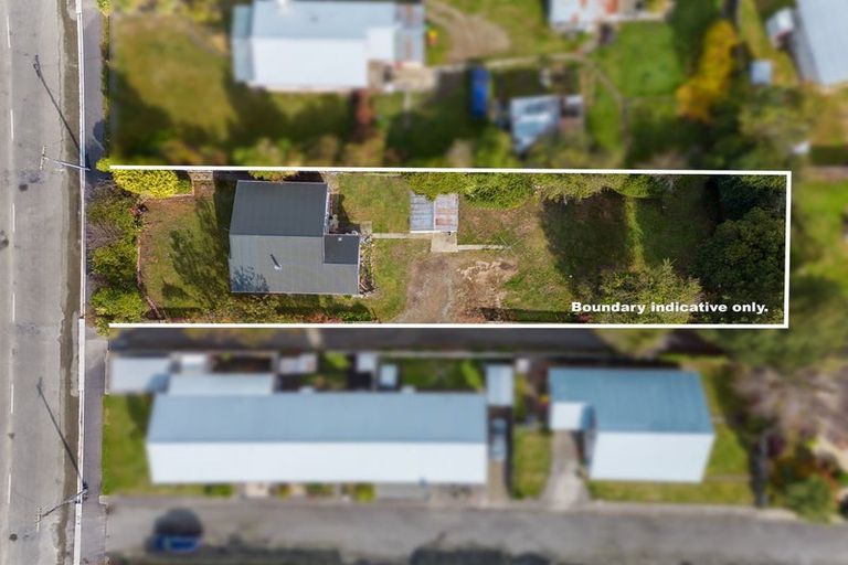 Photo of property in 96 Shearman Street, Waimate, 7924