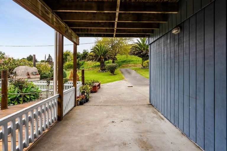Photo of property in 49 Ngakoti Street, Urenui, 4375