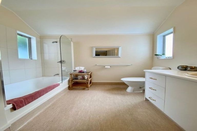 Photo of property in 39b Saint Albans Avenue, Hokowhitu, Palmerston North, 4410