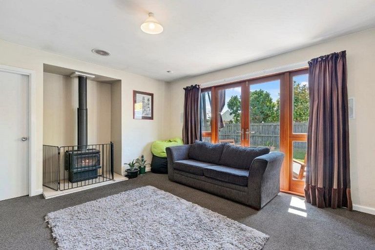 Photo of property in 1/303 Burwood Road, Burwood, Christchurch, 8083