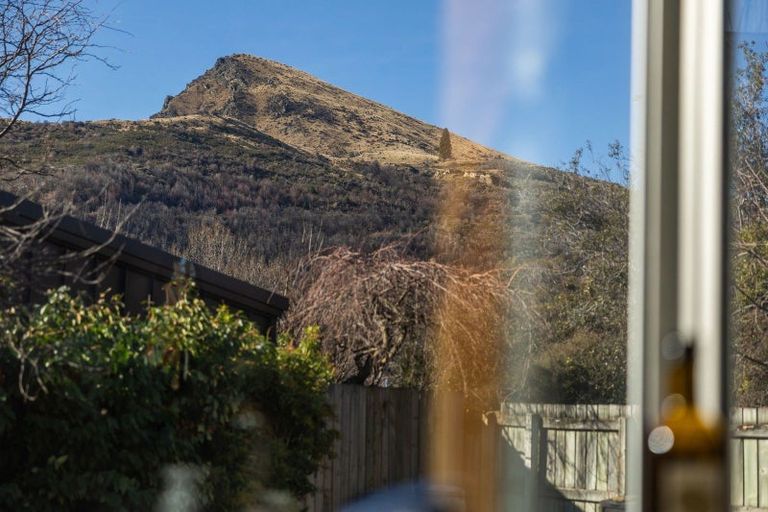 Photo of property in 10 Butel Avenue, Arrowtown, 9302