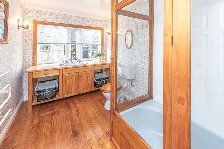 Photo of property in 122 Kaiwhaiki Road, Kaiwhaiki, Whanganui, 4575