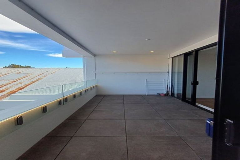 Photo of property in Willis House, 206/64 Dickens Street, Napier South, Napier, 4110