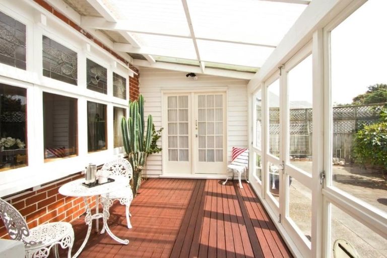 Photo of property in 33 Totara Crescent, Woburn, Lower Hutt, 5010