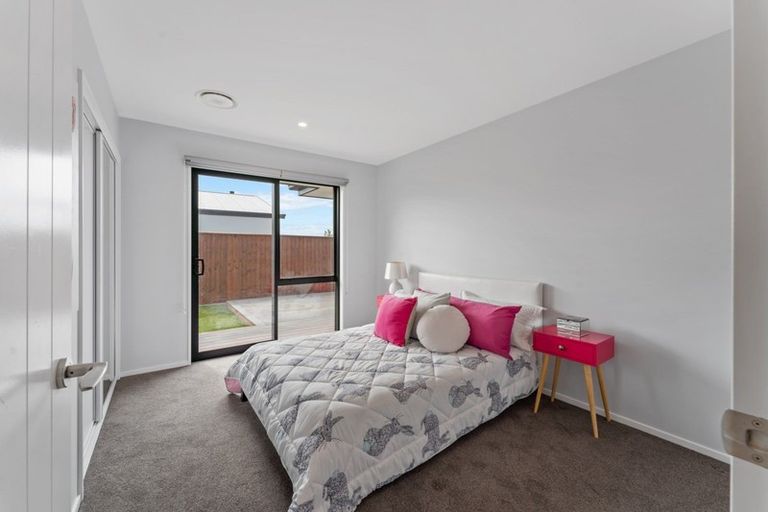 Photo of property in 19 Whitburn Avenue, Halswell, Christchurch, 8025