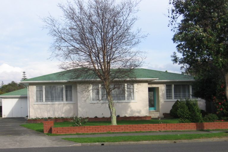 Photo of property in 22 College Street, Awapuni, Palmerston North, 4412