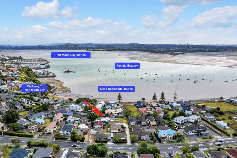 Photo of property in 4/155 Bucklands Beach Road, Bucklands Beach, Auckland, 2012