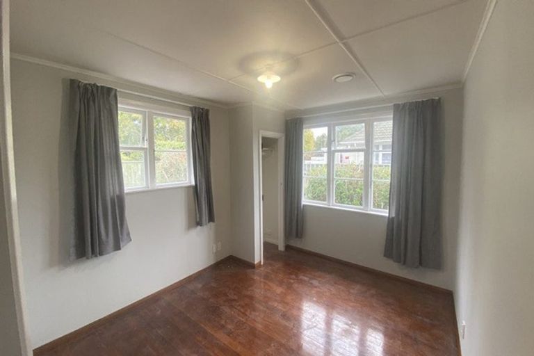 Photo of property in 5 Kummer Crescent, Masterton, 5810