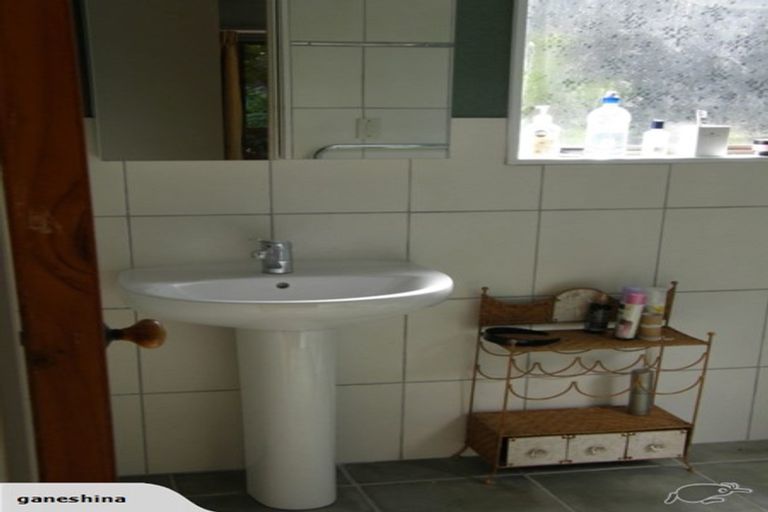 Photo of property in 66 Rosecamp Road, Beach Haven, Auckland, 0626