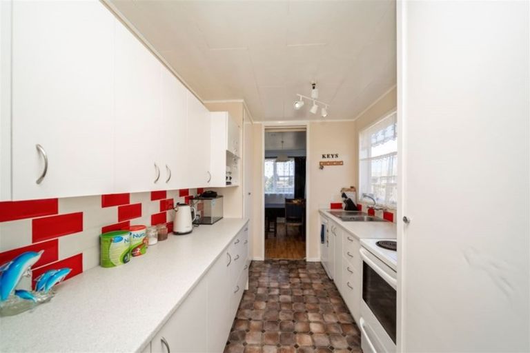 Photo of property in 10a Galt Street, Hawera, 4610