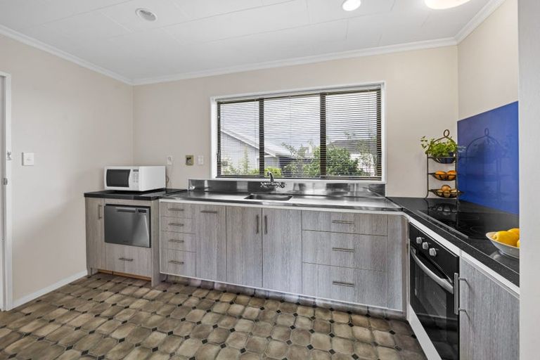 Photo of property in 24a Albion Street, Hawera, 4610