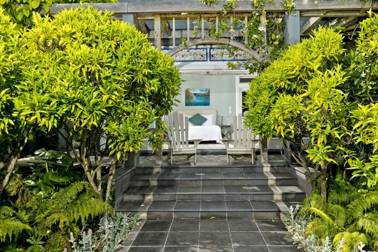 Photo of property in 45 King Edward Parade, Devonport, Auckland, 0624