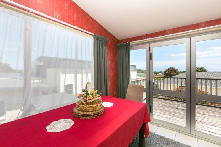 Photo of property in 20 Maralyn Place, Bell Block, New Plymouth, 4312