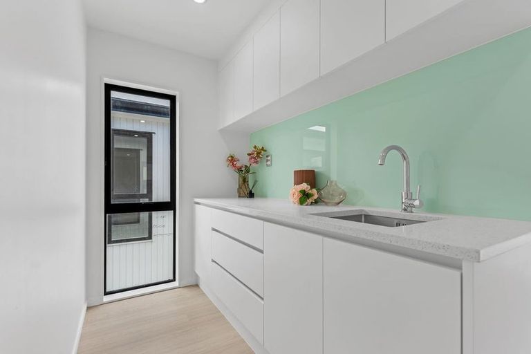 Photo of property in 14c York Road, Papatoetoe, Auckland, 2104