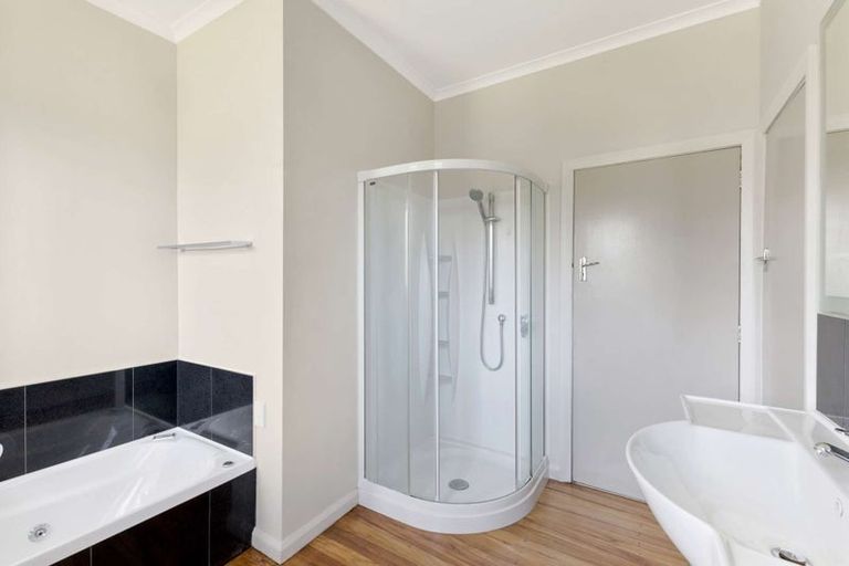 Photo of property in 19g Kenmore Street, Westown, New Plymouth, 4310