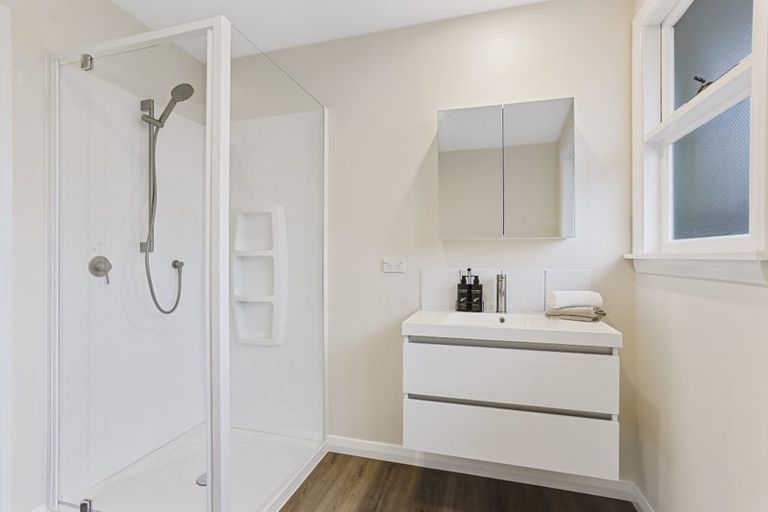 Photo of property in 25 Leeston And Lake Road, Leeston, 7632