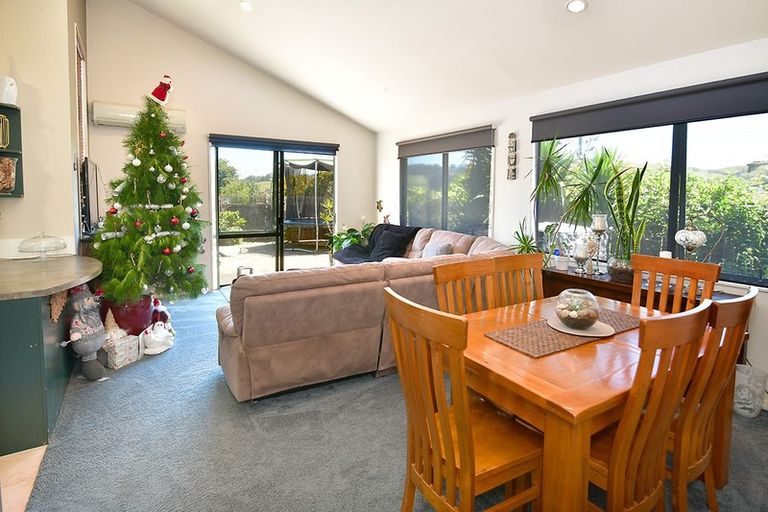 Photo of property in 19 Nelson Street, Helensville, 0800