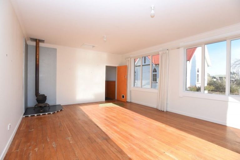 Photo of property in 24 Beaufort Street, Limehills, Winton, 9782