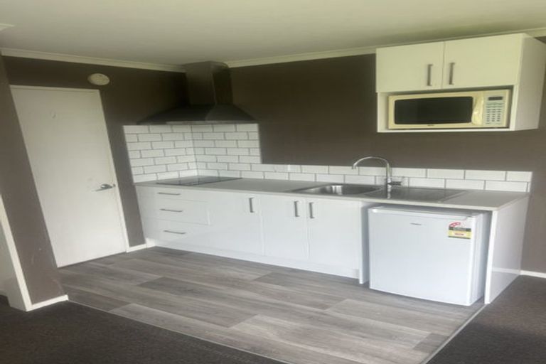 Photo of property in 17 Aloway Street, Wallacetown, 9816