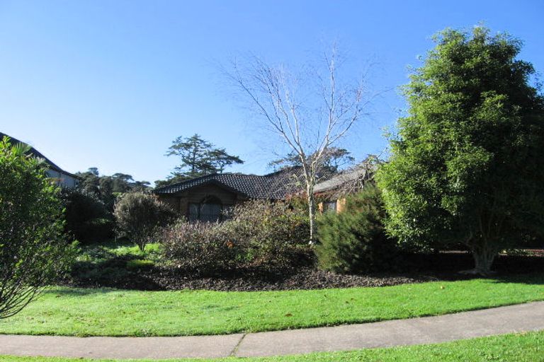 Photo of property in 5 Wharepapa Place, Albany, Auckland, 0632