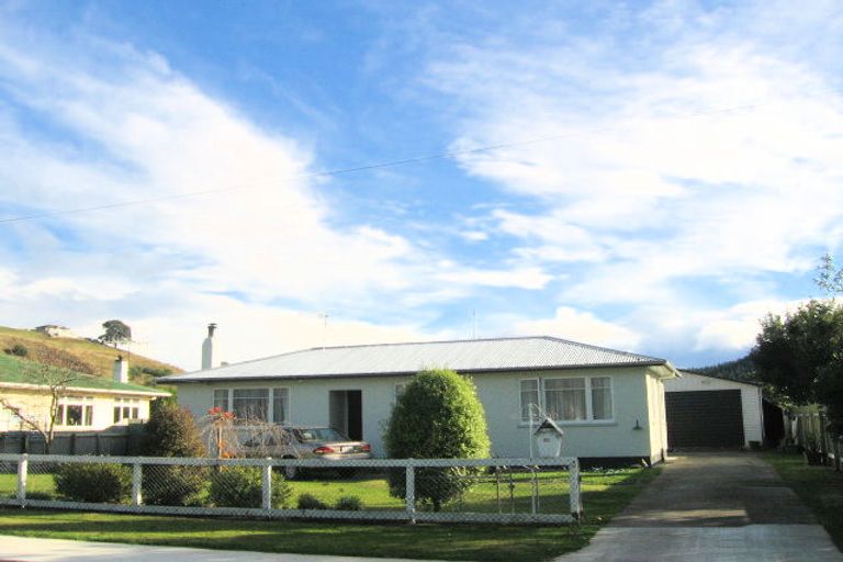 Photo of property in 22 Villers Street, Bay View, Napier, 4104