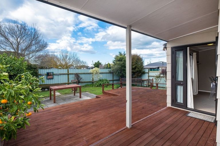 Photo of property in 12 Cormack Place, Greenmeadows, Napier, 4112