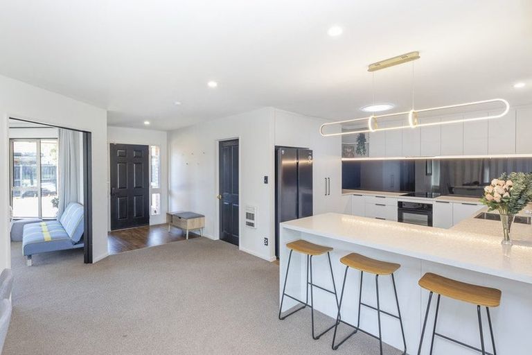 Photo of property in 20 Riegler Place, Belfast, Christchurch, 8051