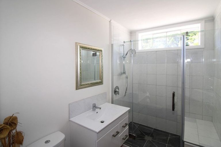 Photo of property in 92 Chester Road, Clareville, Carterton, 5791