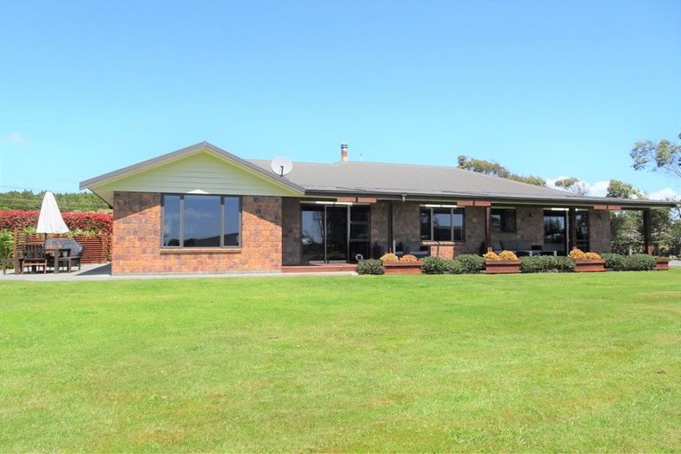 Photo of property in 114 Golf Links Road, Ruatapu, Hokitika, 7883