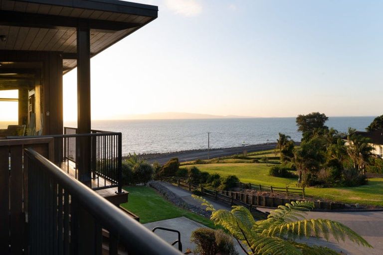 Photo of property in 8 Ngarimu Heights Row, Ngarimu Bay, Thames, 3575