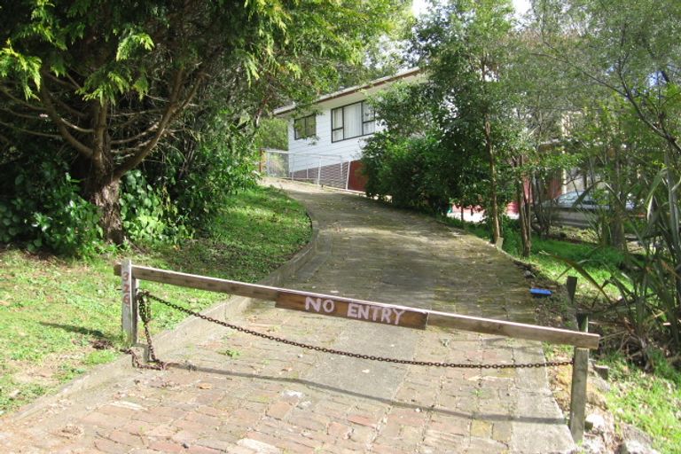 Photo of property in 326 Onemana Drive, Onemana, Whangamata, 3691