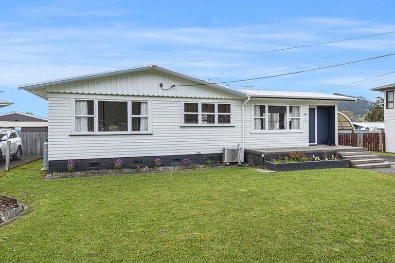 Photo of property in 132 George Street, Hikurangi, 0114