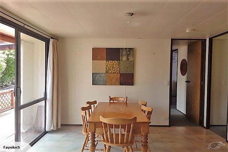 Photo of property in 32 Cemetery Road, Waiuku, 2123